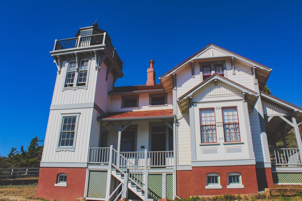 E6C221D5-95C2-4C54-88B7-2728BC1B2D63